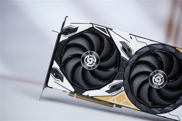 元气美少女天启姬降临！索泰RTX 5070 Ti 16GB天启OC图赏