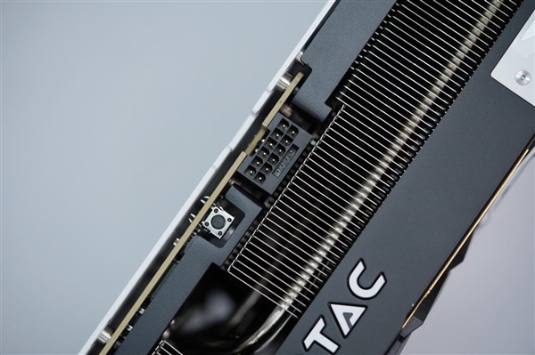 元气美少女天启姬降临！索泰RTX 5070 Ti 16GB天启OC图赏