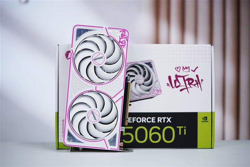 颜值无敌的iGame Ultra全家桶！七彩虹iGame RTX 5060 Ti Ultra W DUO 16GB OC评测