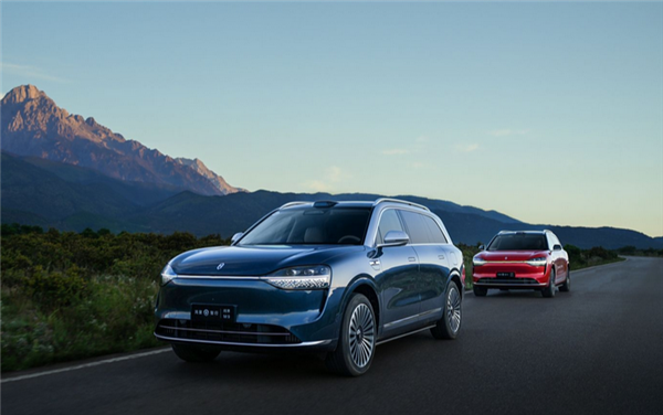 50万的问界M9卖爆！赛力斯一季度净利润同比大增240%